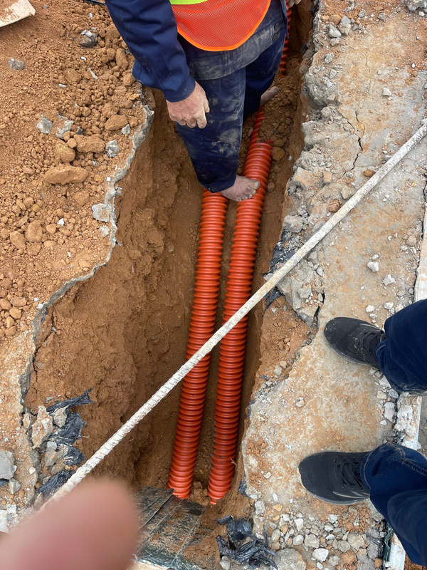 Thi công hệ thống điện